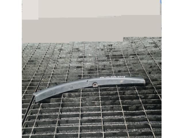 bontott MITSUBISHI OUTLANDER Első Lökhárító Díszléc