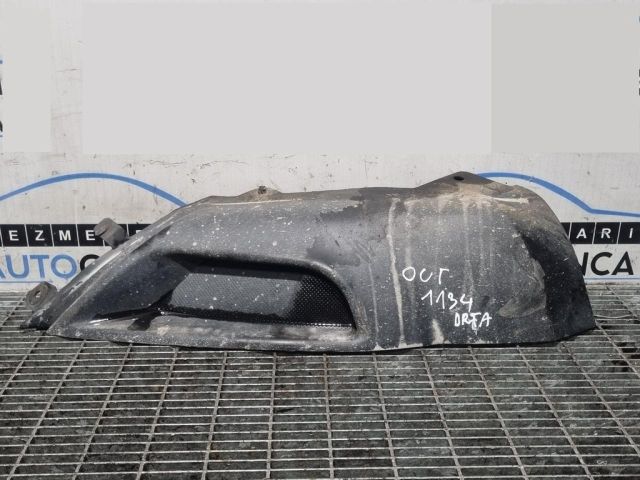 bontott MITSUBISHI OUTLANDER Első Lökhárító Díszléc