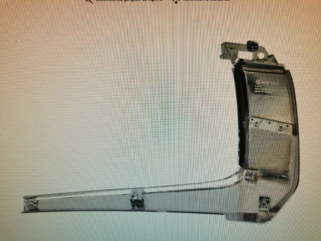 bontott MITSUBISHI OUTLANDER Első Lökhárító Jobb Díszrács