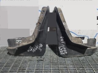 bontott MITSUBISHI OUTLANDER Első Sárvédő Gumi Pár