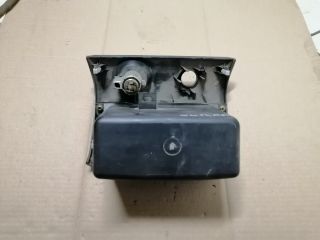 bontott MITSUBISHI OUTLANDER Első Tároló Rekesz