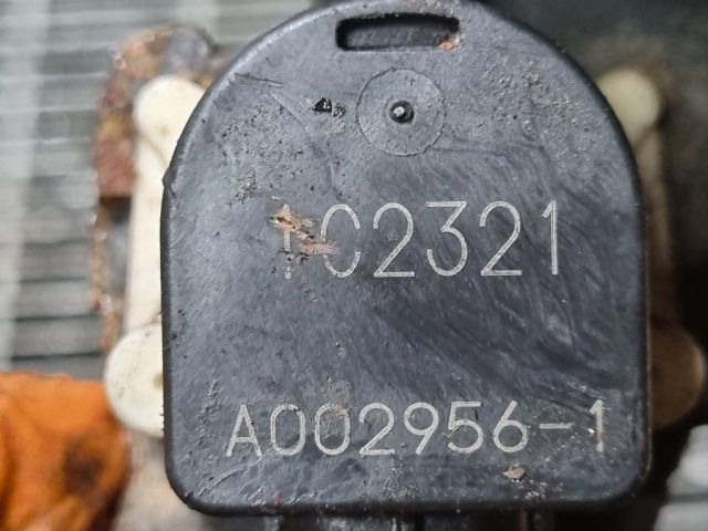 bontott MITSUBISHI OUTLANDER Első Xenon Szintszabályzó Jeladó