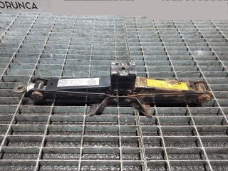 bontott MITSUBISHI OUTLANDER Emelő