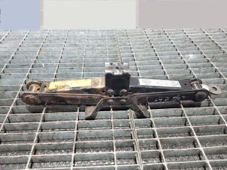 bontott MITSUBISHI OUTLANDER Emelő