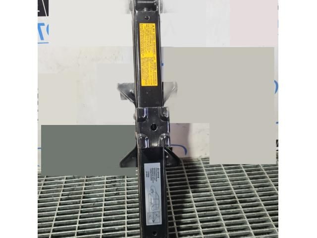 bontott MITSUBISHI OUTLANDER Emelő