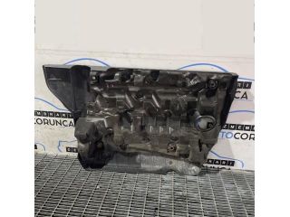 bontott MITSUBISHI OUTLANDER Felső Hűtőburkolat