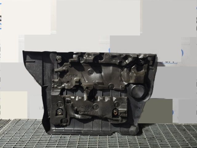 bontott MITSUBISHI OUTLANDER Felső Hűtőburkolat