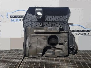 bontott MITSUBISHI OUTLANDER Felső Hűtőburkolat