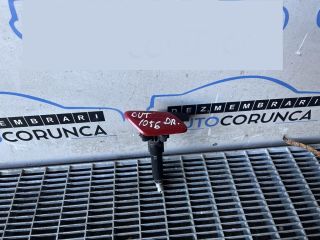 bontott MITSUBISHI OUTLANDER Fényszórómosó Fúvóka (Pozíciófüggetlen)