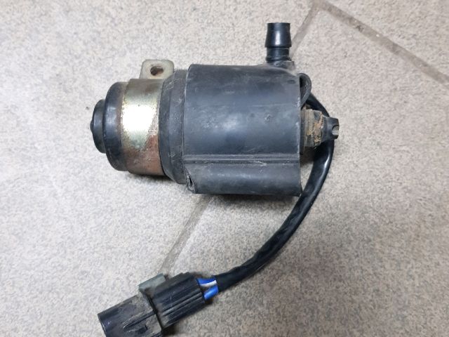 bontott MITSUBISHI OUTLANDER Fényszórómosó Szivattyú