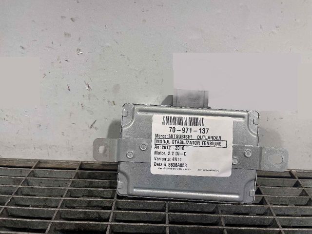 bontott MITSUBISHI OUTLANDER Feszültségszabályzó