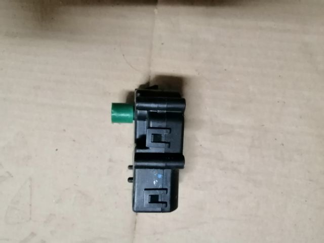 bontott MITSUBISHI OUTLANDER Fűtés Állító Motor