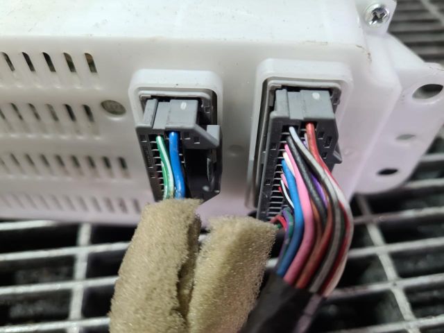 bontott MITSUBISHI OUTLANDER Fűtéskapcsoló