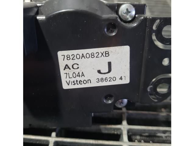 bontott MITSUBISHI OUTLANDER Fűtéskapcsoló