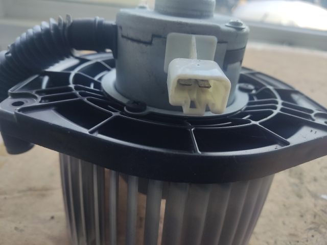 bontott MITSUBISHI OUTLANDER Fűtőmotor (Klímás)