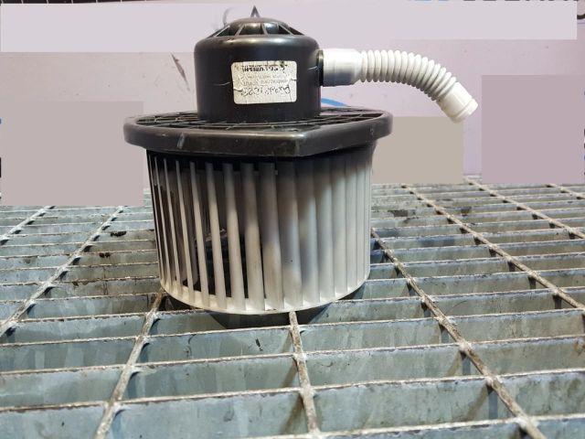 bontott MITSUBISHI OUTLANDER Fűtőmotor (Klímás)