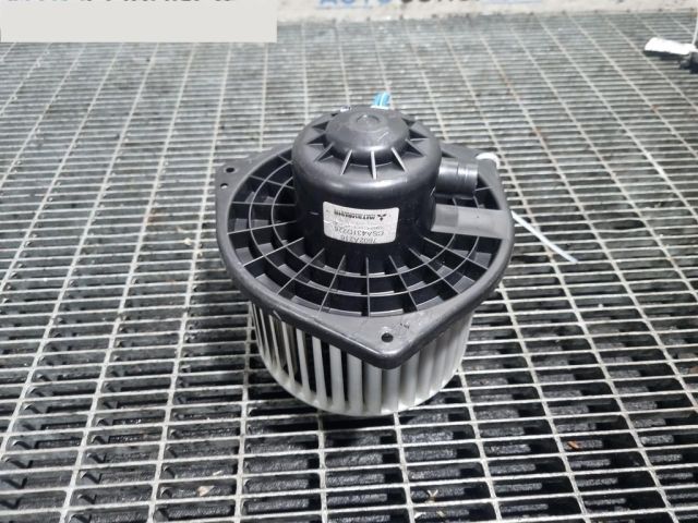 bontott MITSUBISHI OUTLANDER Fűtőmotor (Klímás)