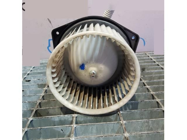 bontott MITSUBISHI OUTLANDER Fűtőmotor (Klímás)