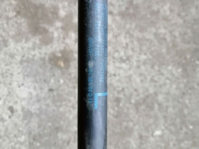 bontott MITSUBISHI OUTLANDER Gázrugós Kitámasztó Teleszkóp Csomagtérajtó (Pozíciófüggetlen)