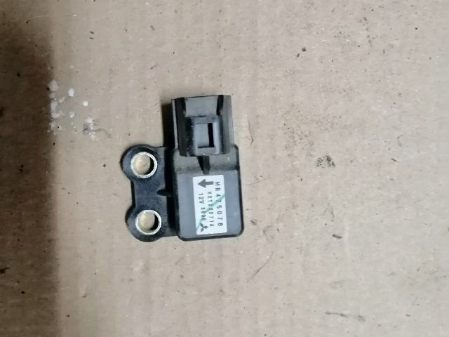 bontott MITSUBISHI OUTLANDER Gyorsulás Jeladó