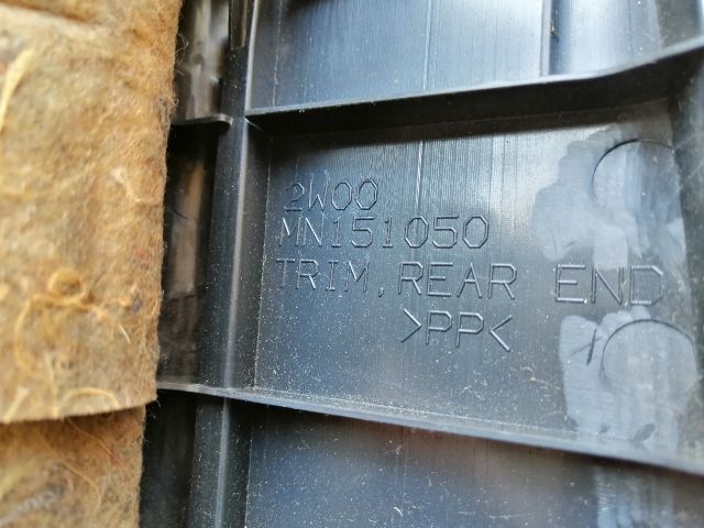 bontott MITSUBISHI OUTLANDER Hátfal Burkolat