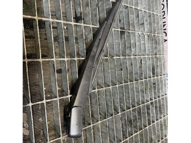 bontott MITSUBISHI OUTLANDER Hátsó Ablaktörlő Kar