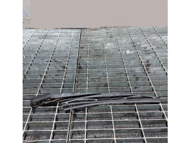 bontott MITSUBISHI OUTLANDER Hátsó Ablaktörlő Kar