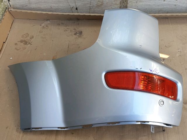 bontott MITSUBISHI OUTLANDER Hátsó Lökhárító (Részeivel)