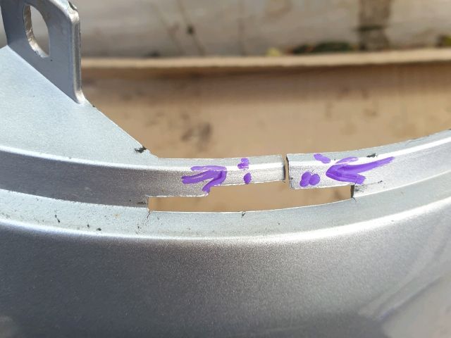 bontott MITSUBISHI OUTLANDER Hátsó Lökhárító (Részeivel)