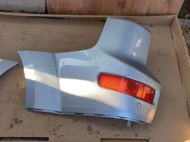 bontott MITSUBISHI OUTLANDER Hátsó Lökhárító (Részeivel)