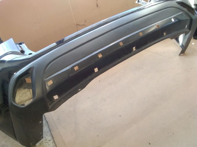 bontott MITSUBISHI OUTLANDER Hátsó Lökhárító (Üresen)