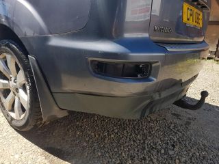 bontott MITSUBISHI OUTLANDER Hátsó Lökhárító (Üresen)