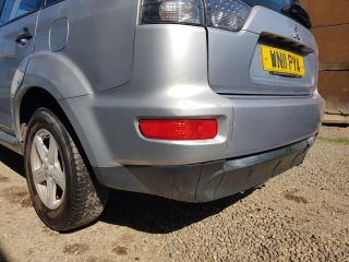 bontott MITSUBISHI OUTLANDER Hátsó Lökhárító (Üresen)