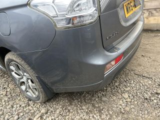 bontott MITSUBISHI OUTLANDER Hátsó Lökhárító (Üresen)