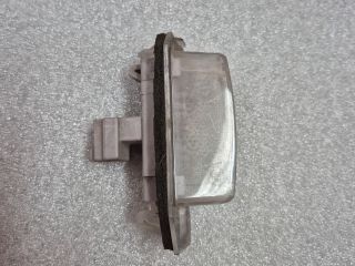 bontott MITSUBISHI OUTLANDER Hátsó Rendszámtábla Világítás