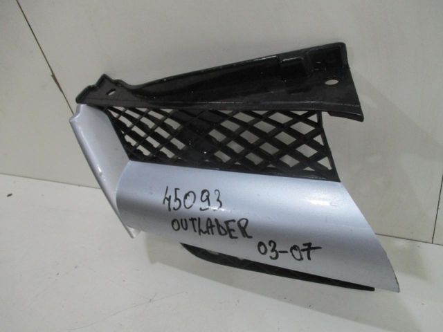 bontott MITSUBISHI OUTLANDER Hűtőrács