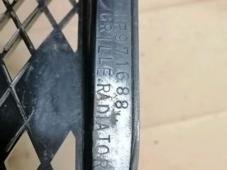 bontott MITSUBISHI OUTLANDER Hűtőrács