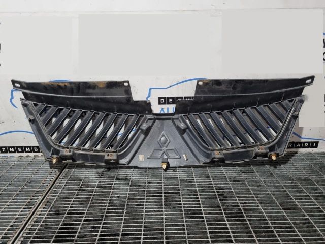 bontott MITSUBISHI OUTLANDER Hűtőrács