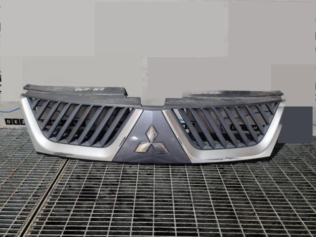 bontott MITSUBISHI OUTLANDER Hűtőrács