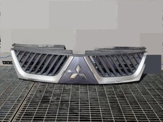 bontott MITSUBISHI OUTLANDER Hűtőrács