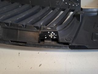 bontott MITSUBISHI OUTLANDER Hűtőrács