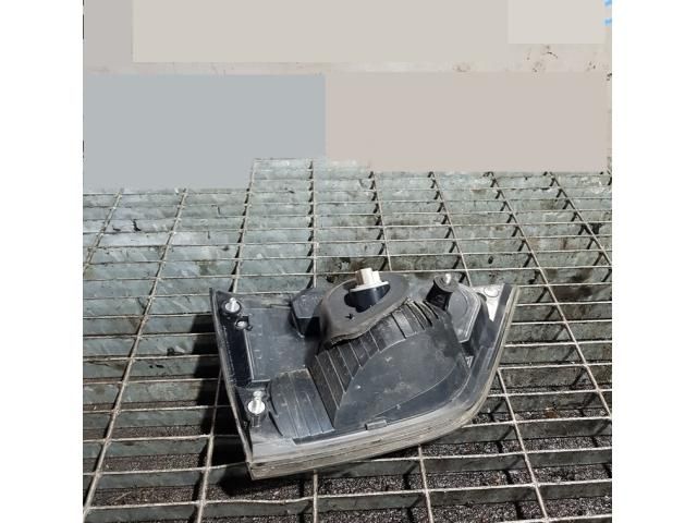 bontott MITSUBISHI OUTLANDER Jobb Belső Hátsó Lámpa