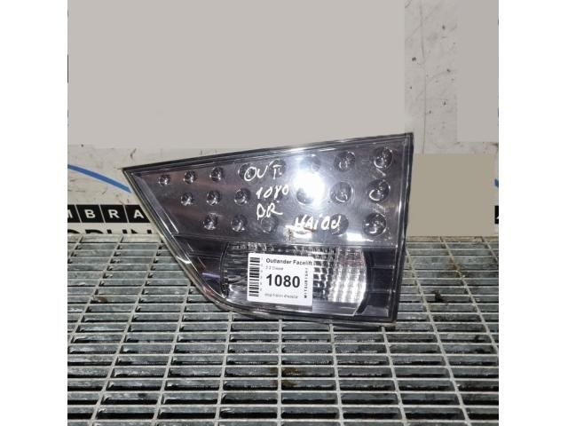 bontott MITSUBISHI OUTLANDER Jobb Belső Hátsó Lámpa