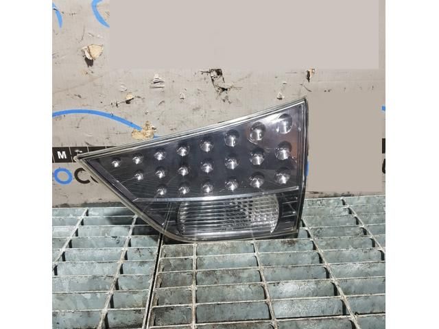 bontott MITSUBISHI OUTLANDER Jobb Belső Hátsó Lámpa