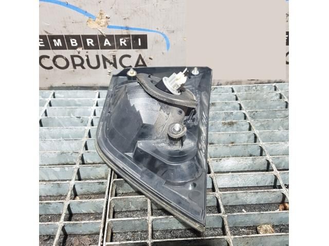 bontott MITSUBISHI OUTLANDER Jobb Belső Hátsó Lámpa