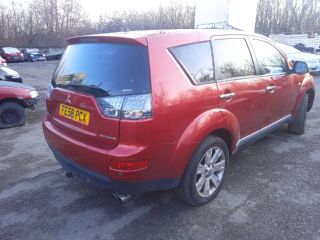 bontott MITSUBISHI OUTLANDER Jobb C Oszlop