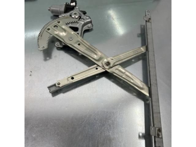 bontott MITSUBISHI OUTLANDER Jobb első Ablakemelő Szerkezet (Elektromos)