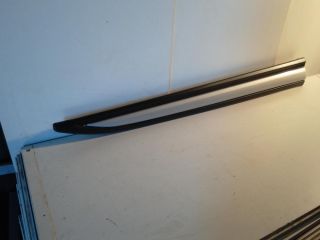 bontott MITSUBISHI OUTLANDER Jobb első Ajtó Díszléc