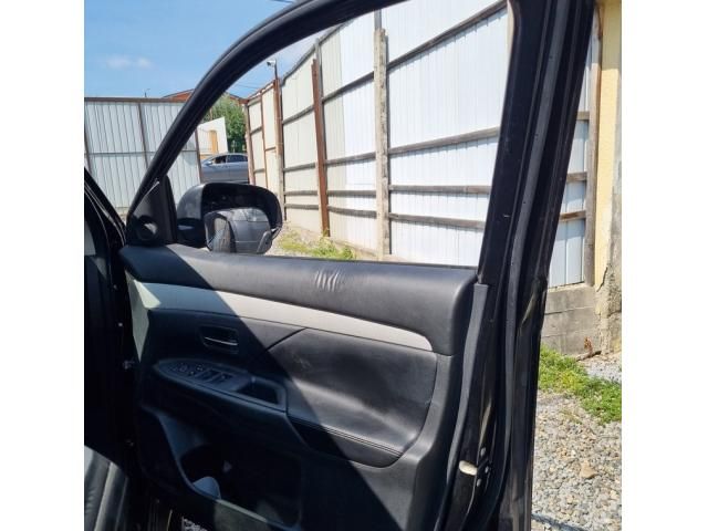 bontott MITSUBISHI OUTLANDER Jobb első Ajtó (Üres lemez)