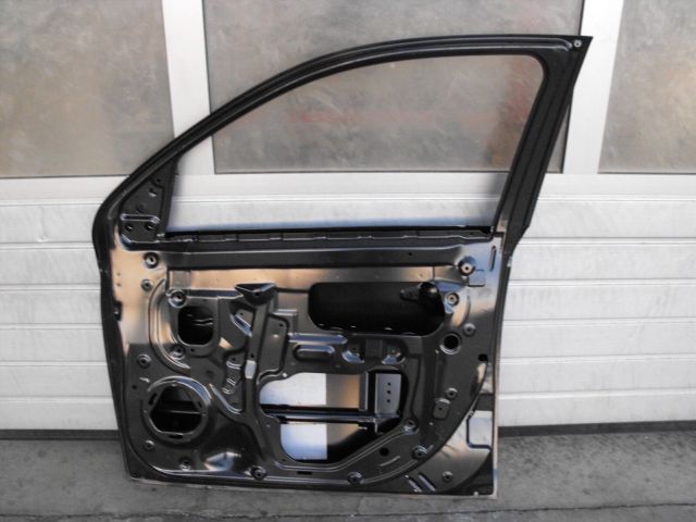 bontott MITSUBISHI OUTLANDER Jobb első Ajtó (Üres lemez)